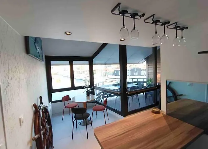 Chez Mamarina - Quadruplex - Marina Appartement *